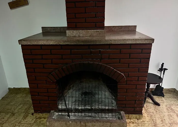 Mountain Retreat In Kakopetria, Cyprus - Perfect For Families